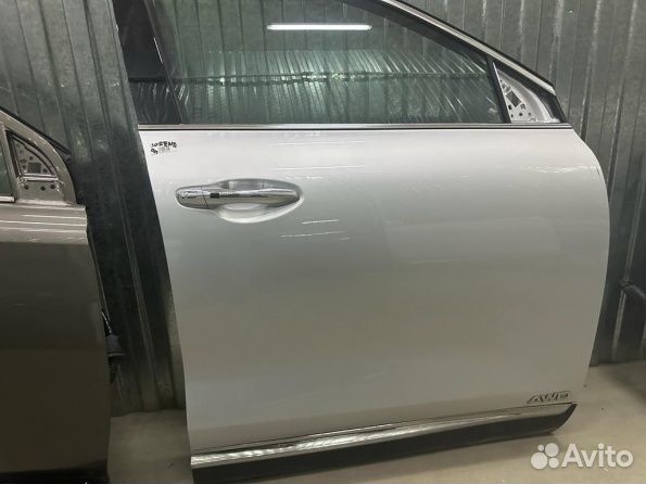 Передняя правая дверь Киа Соренто прайм