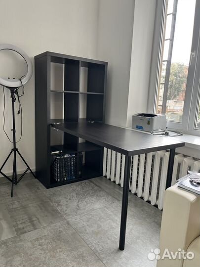 Компьютерный стол со стеллажом