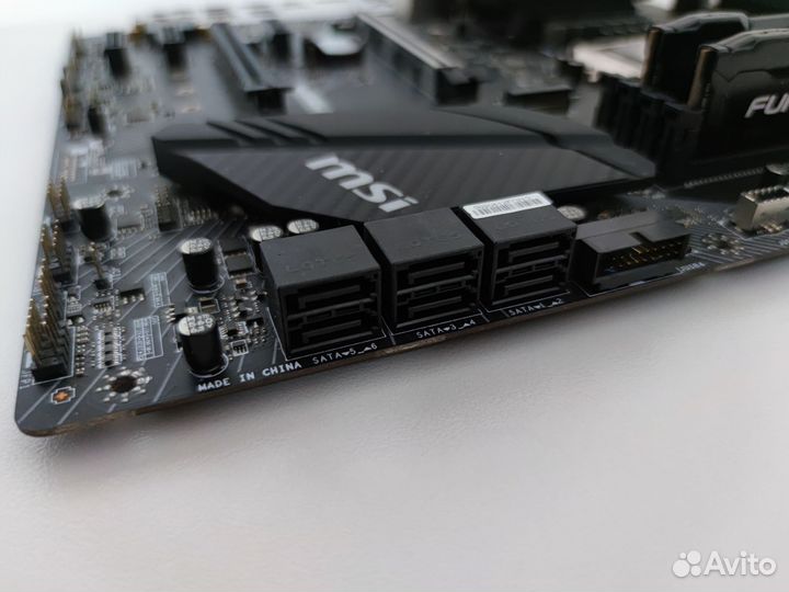 MSI B360 gaming pro carbon + i5 9600k + 16GB