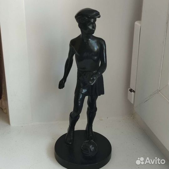 Фарфоровые, чугунные статуэтки СССР