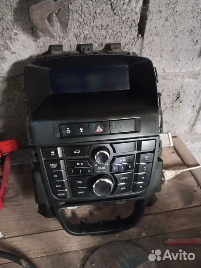 Штатная магнитола opel astra j