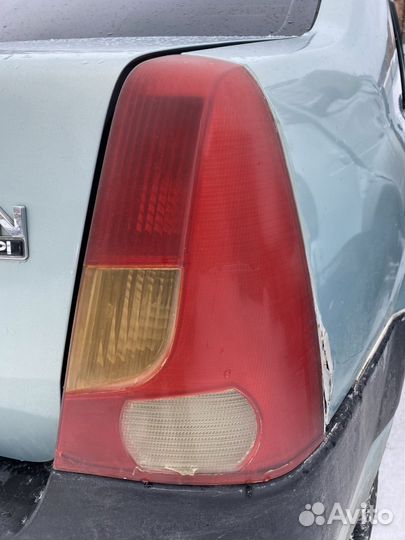 Фонарь задний правый Renault Logan I (2004—2009)