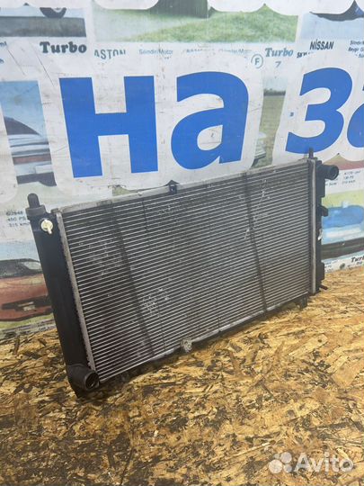 Радиатор охлаждения Лада Гранта