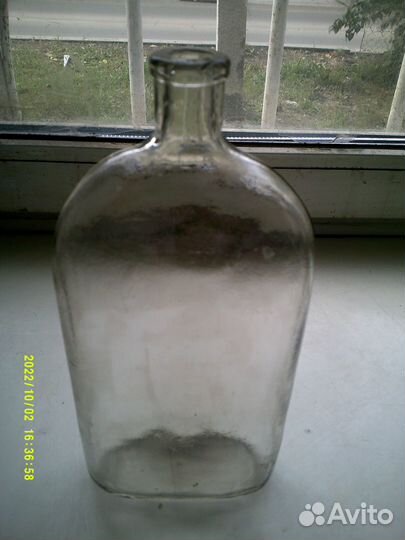 Старинная стеклянная грелка