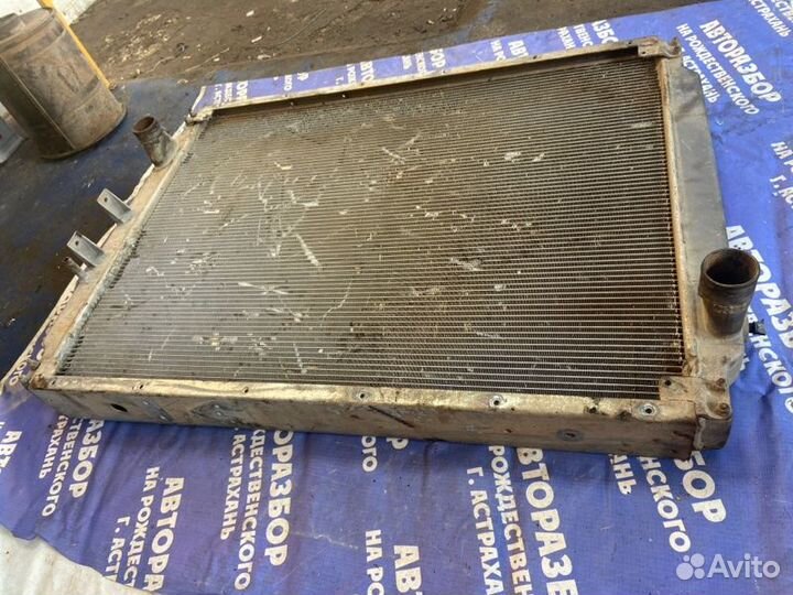 Основной радиатор. Маз 5440 седельный тягач