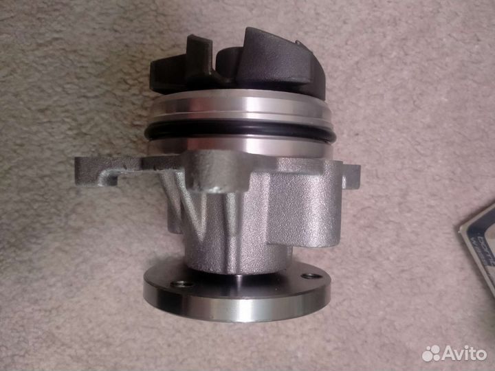 Водяной насос dolz F150