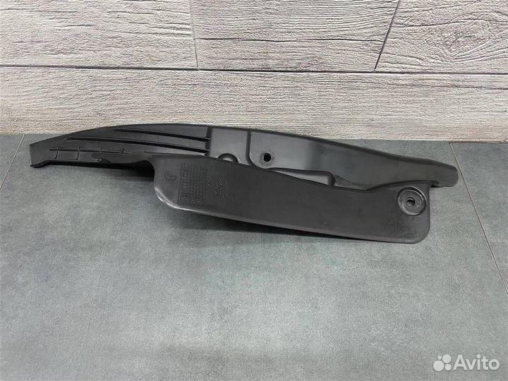 Пыльник крыла VW Jetta 2006-2011