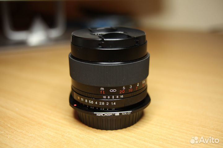 Voigtlander Nokton 58mm F/1.4 Nikon F c адаптером