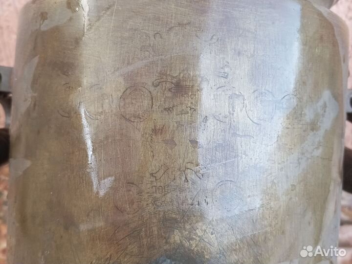 Старинные тульские самовары с медалями, 1904 года