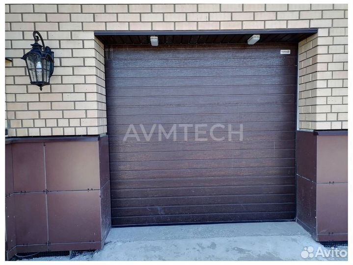 Секционные ворота для гаража