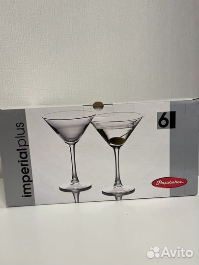 Бокалы для мартини или коктелей