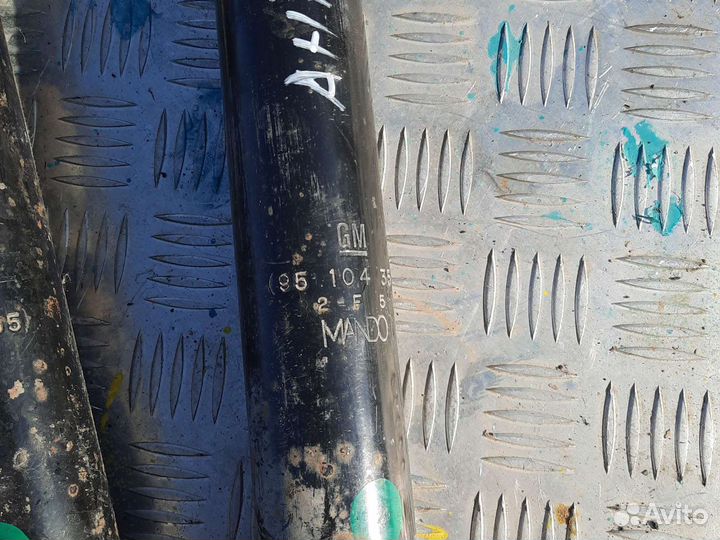 Амортизаторы задние Опель Антара 2014