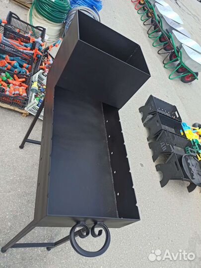 Мангал с дровником