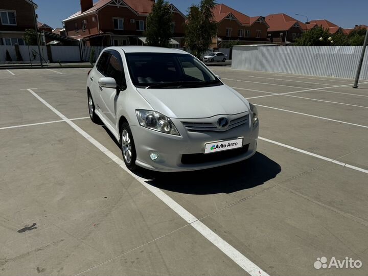 Toyota Auris 1.5 CVT, 2010, 144 942 км