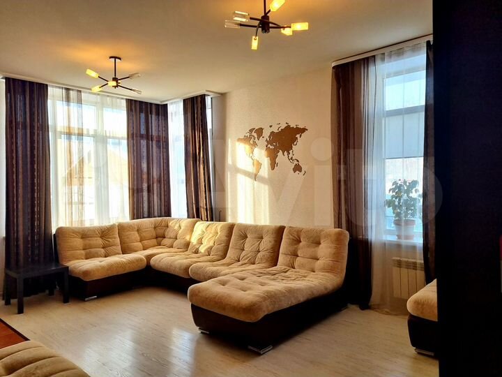 Коттедж 220 м² на участке 15 сот.