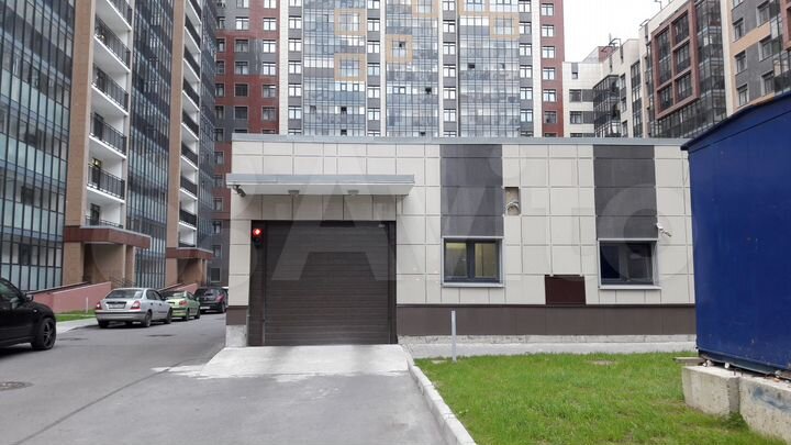 Машиноместо, 13 м²