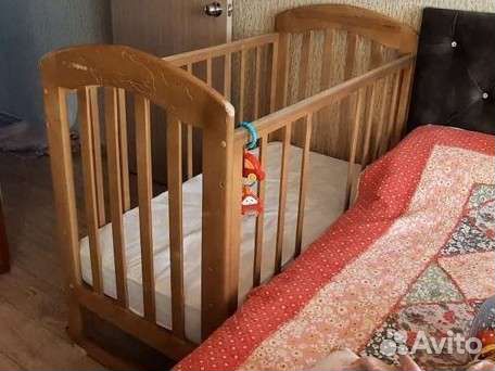 Детская кроватка