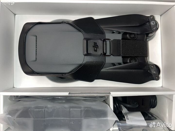 Квадрокоптер dji Mavic 3