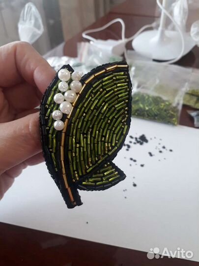 Брошь Ландыш