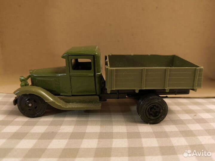 Коллекционные модели автомобилей 1 43 СССР