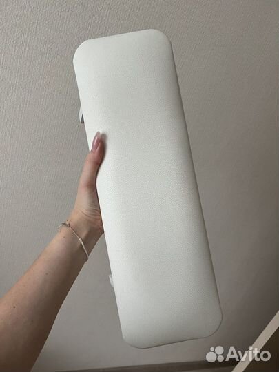 Маникюрная подставка для рук