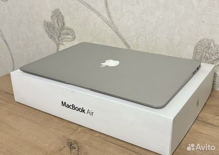 MacBook Air 13 (2017),128г6,Intel HD Graphics 6000