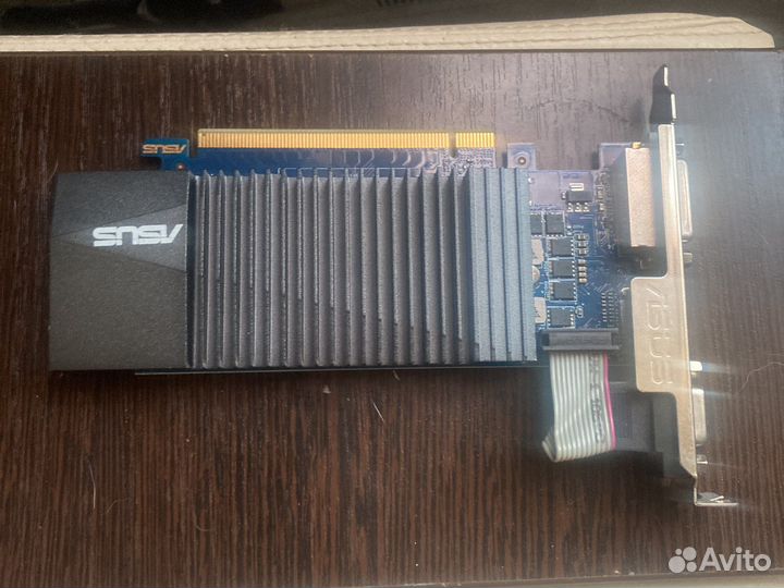 Видеокарта GT 710 на 1gb