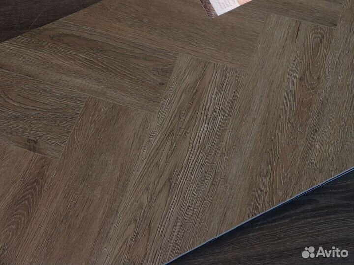 Кварцвиниловая плитка елка