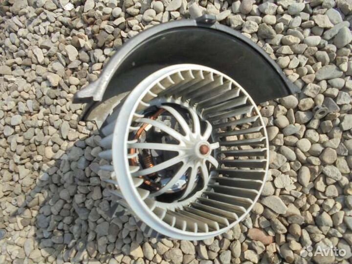 Мотор печки Volkswagen Touareg 7L6 BHK 2006/7