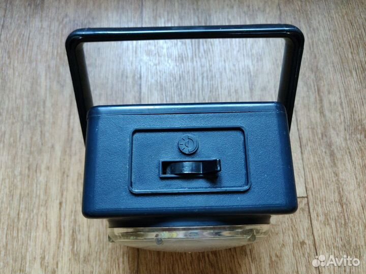 Коллекционный батарейный ретро фонарь Б105 из СССР