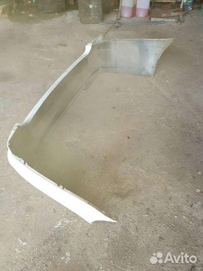 Задний бампер на ниссан цефиро 2000г