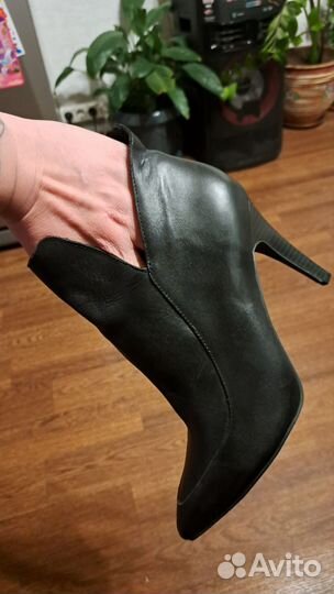 Ботильоны натуральная кожа 41 размер новые