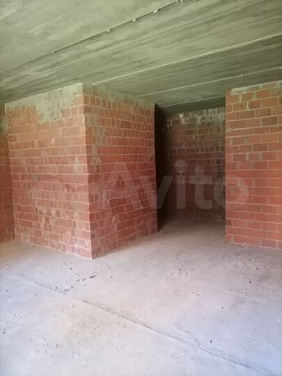 Своб. планировка, 47 м², 1/3 эт.