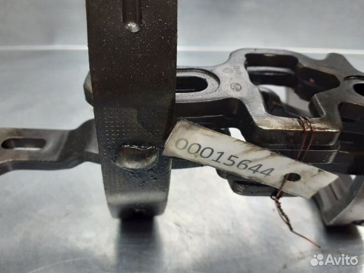 Вилка включения передачи Volkswagen Transporter T4