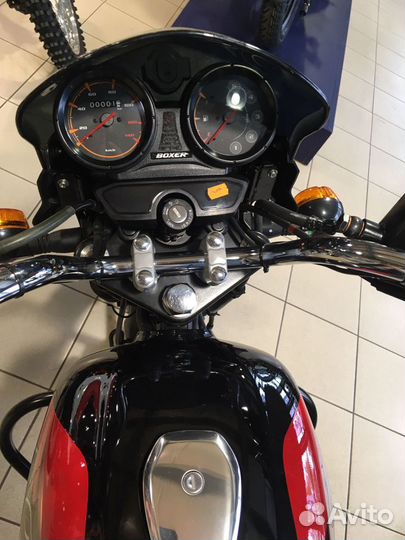 Мотоцикл Bajaj Boxer (BM 150)