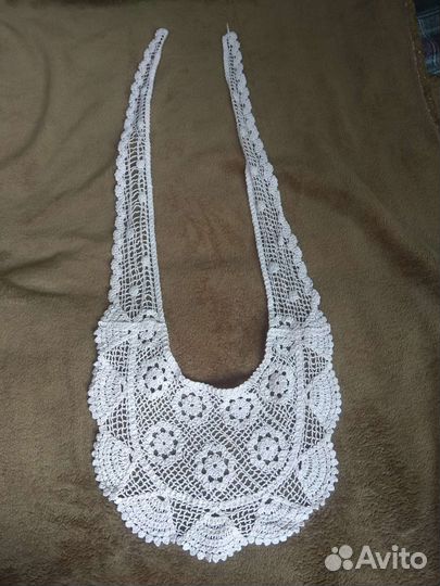 Кружевной воротник