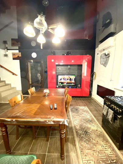 Коттедж 170 м² на участке 18,5 сот.