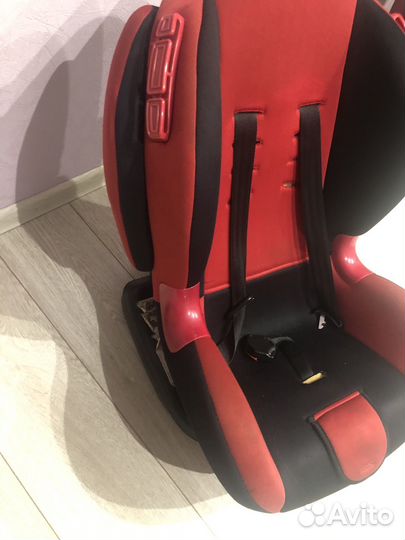 Детское автокресло