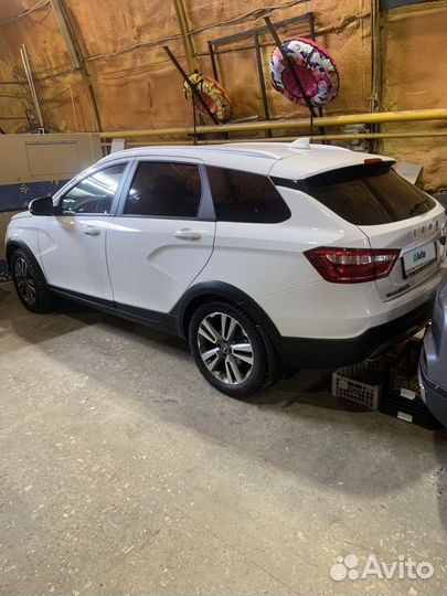 LADA Vesta Cross 1.8 МТ, 2017, 65 000 км