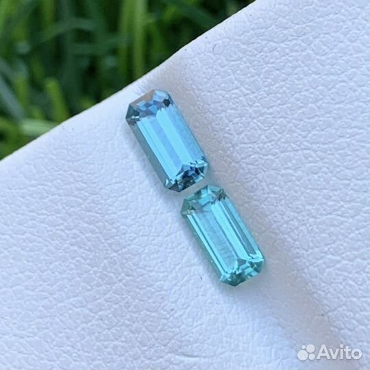 Пара натуральных турмалинов