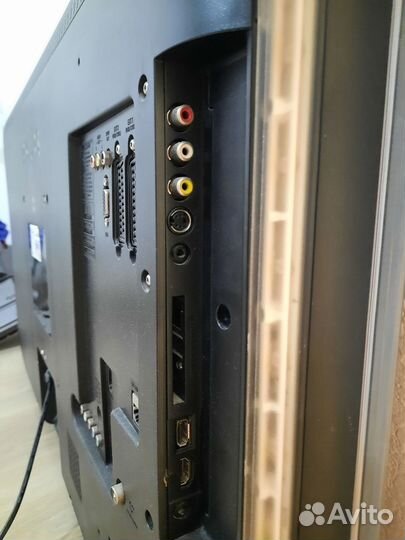 Телевизор Philips диагональ 37