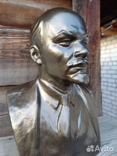 Бюст ленина большой