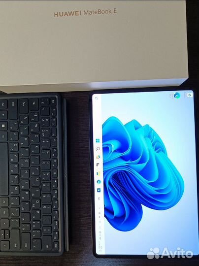 Huawei matebook e 2023 Oled/Сенсор i7-1260U 16/512