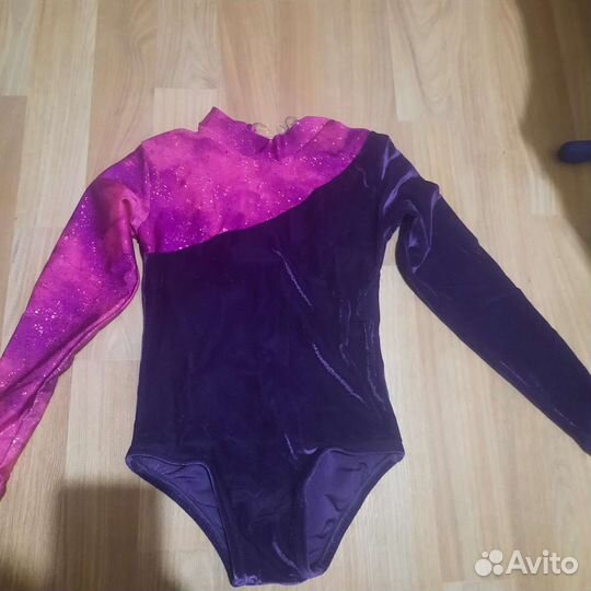 Продам купальники