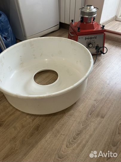 Аппарат сладкой ваты твистер м