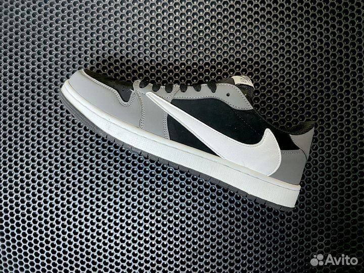 Кроссовки оптом nike