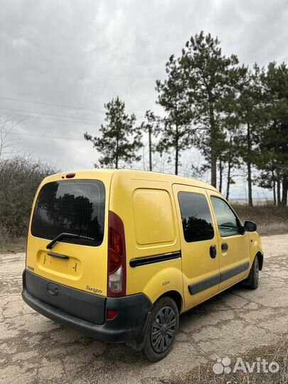 В разборке рено кенго 1,9