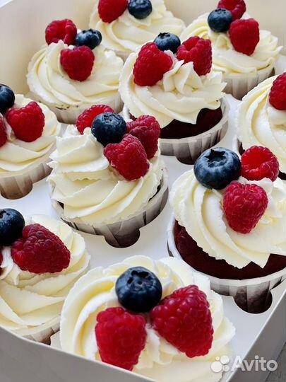 Торты, трайфлы, капкейки, бенто торты на заказ