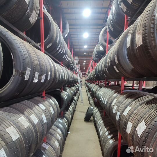 Bridgestone Blizzak Revo GZ 215/65 R16 98Q