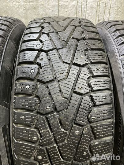 Pirelli Ice Zero 215/60 R16 99T